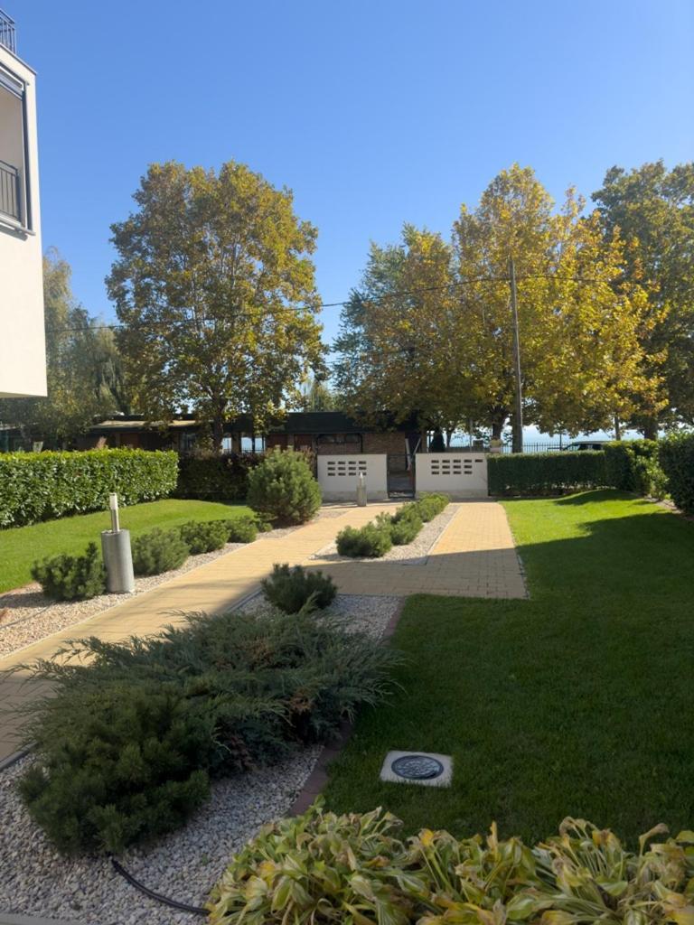 Admiral Apartman Csopak Exterior foto