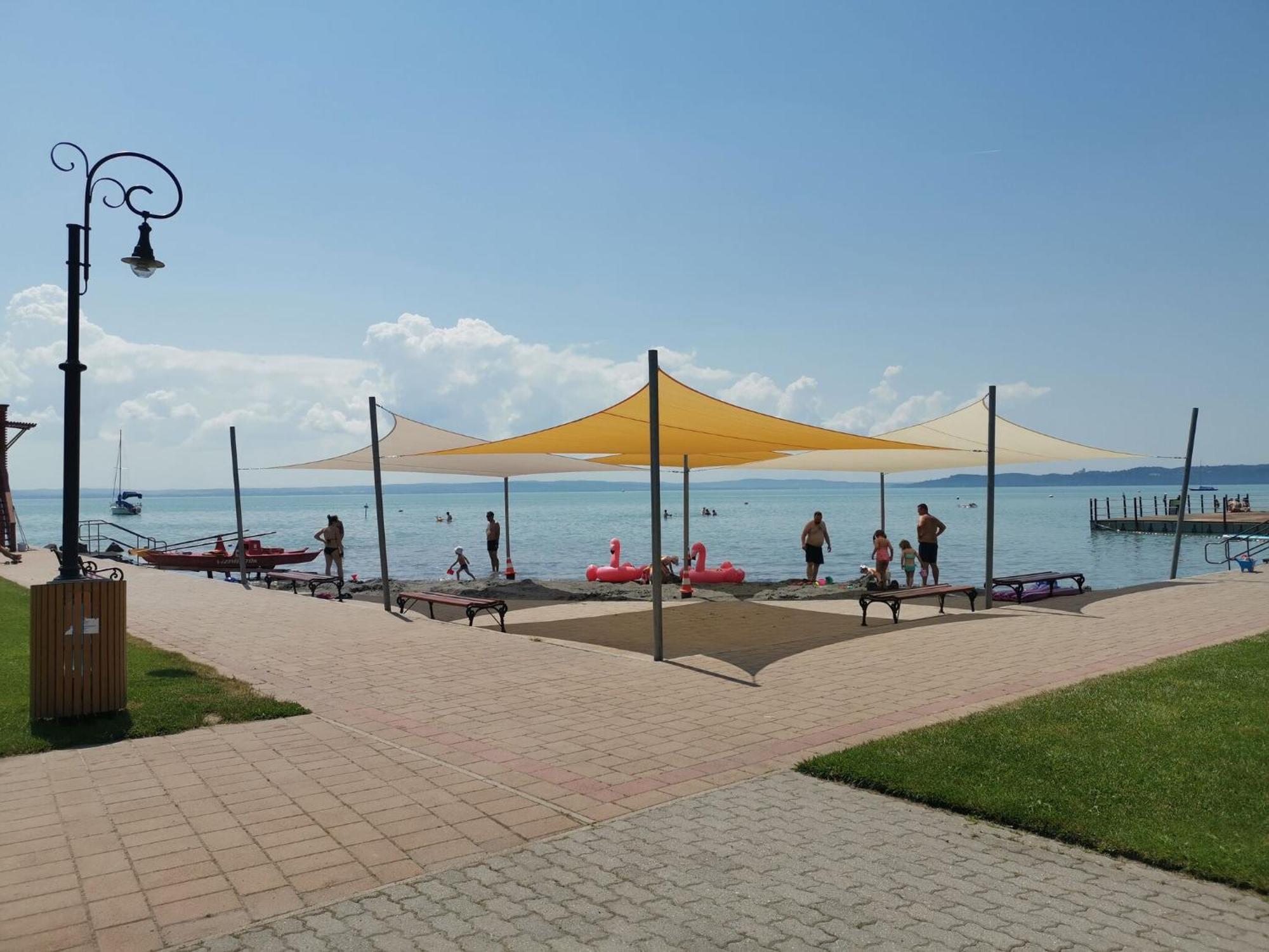 Admiral Apartman Csopak Exterior foto