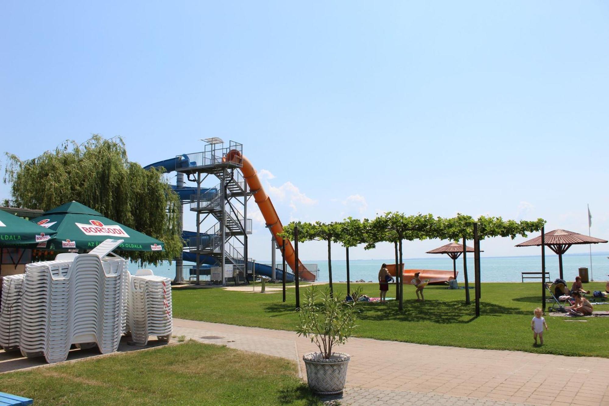 Admiral Apartman Csopak Exterior foto